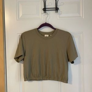Aritzia - Wilfred crop top, like new